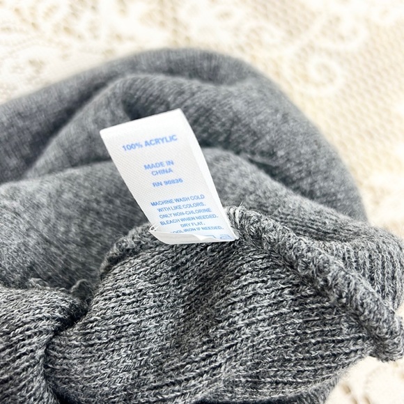 PORT & COMPANY | 🐺 Dark Gray Knit Beanie Hat - Picture 4 of 7